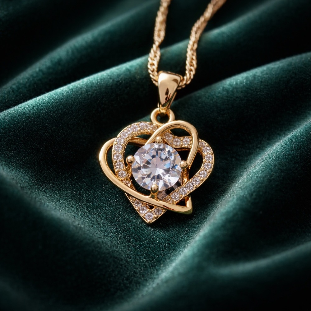 Stunning 18K Yellow Gold Filled Necklace With‎ Cubic Zirconia Heart Pendant